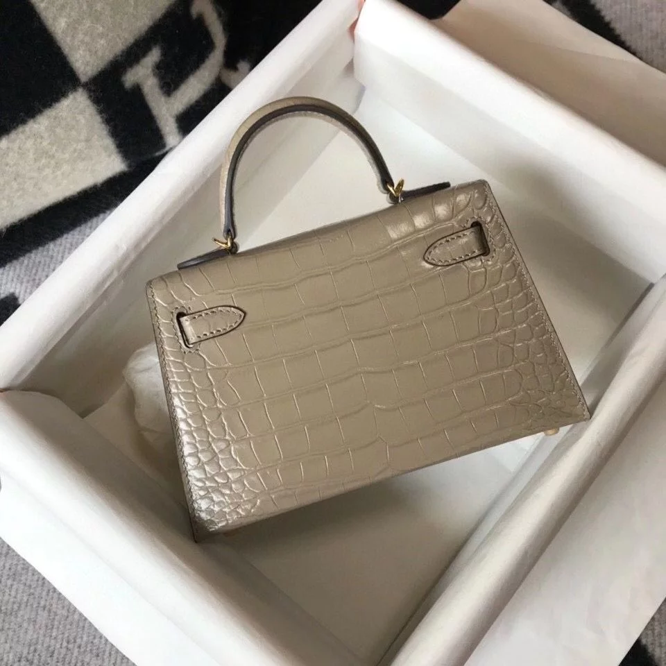 Hermes Kelly Mini II Bag In Taupe Embossed Crocodile Leather – HW133