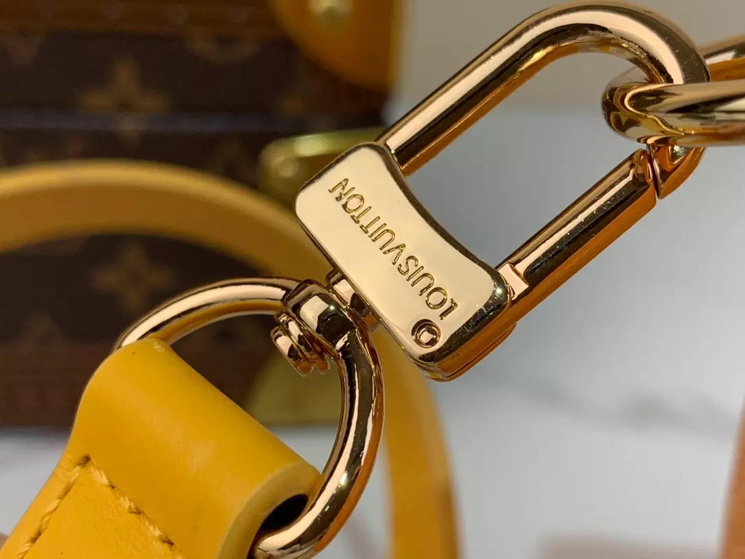 Louis Vuitton Keepall Bandoulière 25 – LW200