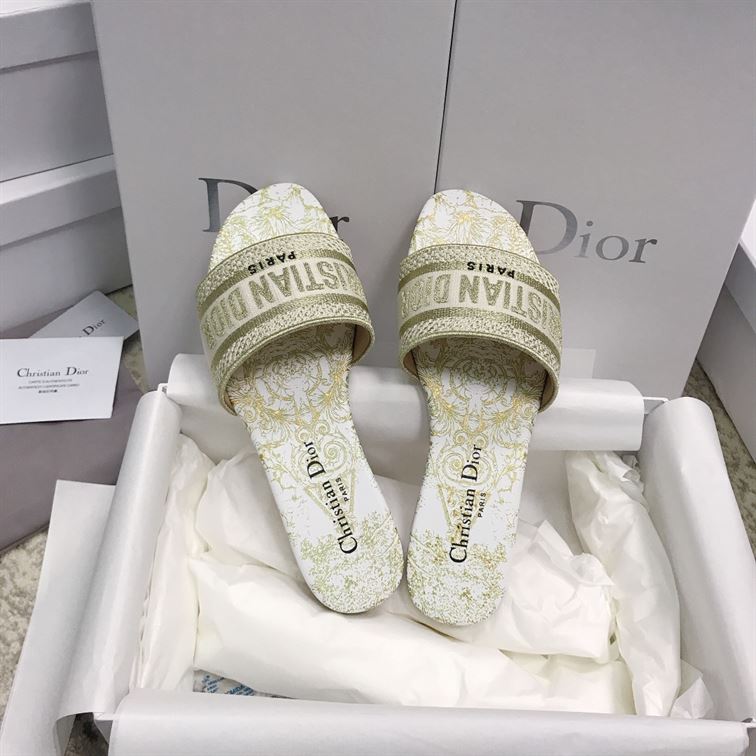 DIOR DWAY SLIDE – DS010