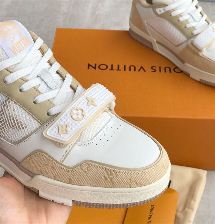 LOUIS VUITTON TRAINER BEIGE WHITE – LVS014
