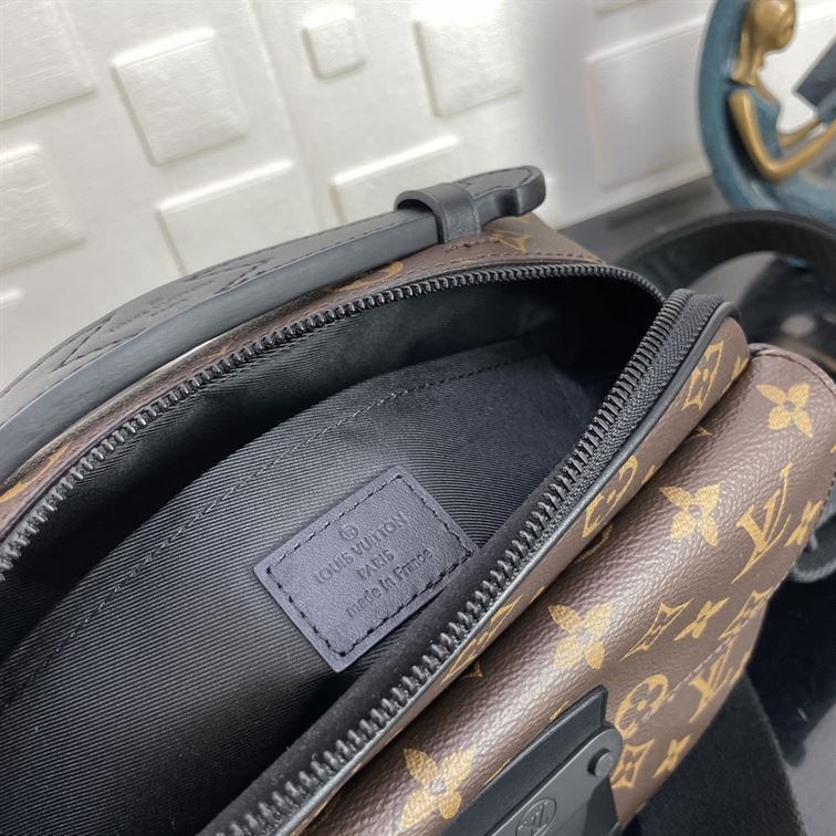 LOUIS VUITTON S LOCK MESSENGER MONOGRAM MACASSAR – LVB046