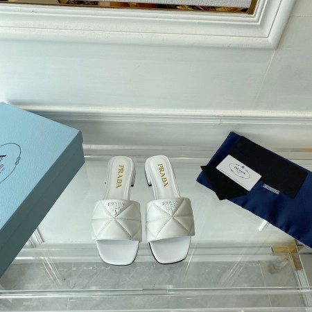 PRADA WOMEN’S SLIDES SANDALS IN WHITE NAPPA LEATHER – PSD077