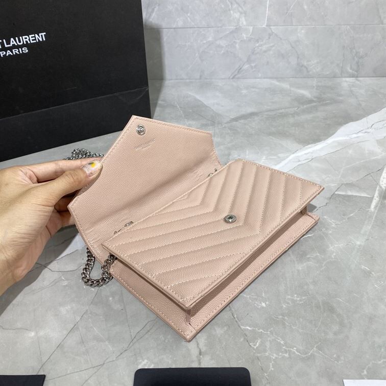 YSL CASSANDRE MATELASSÉ CHAIN WALLET IN GRAIN DE POUDRE EMBOSSED LEATHER – YB031