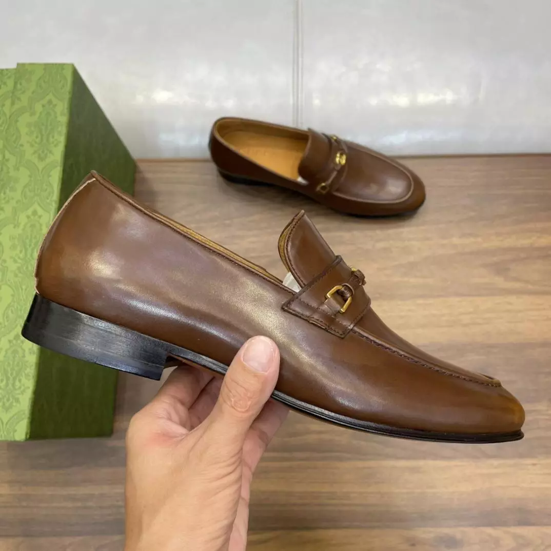 LEATHER LOAFERS WITH INTERLOCKING G IN BROWN – GL112