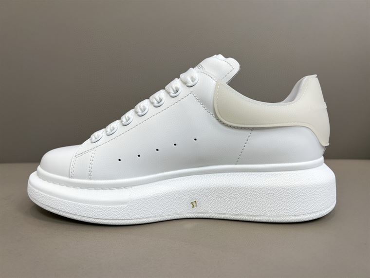 ALEXANDER MCQUEEN SNEAKER – ALD006
