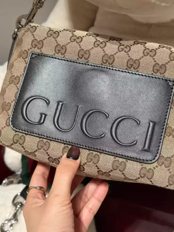 GG CANVAS SMALL CROSSBODY BAG – BG059