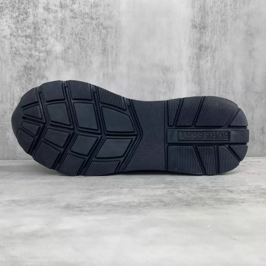 BURBERRY PLATFORM SNEAKERS – BBR061