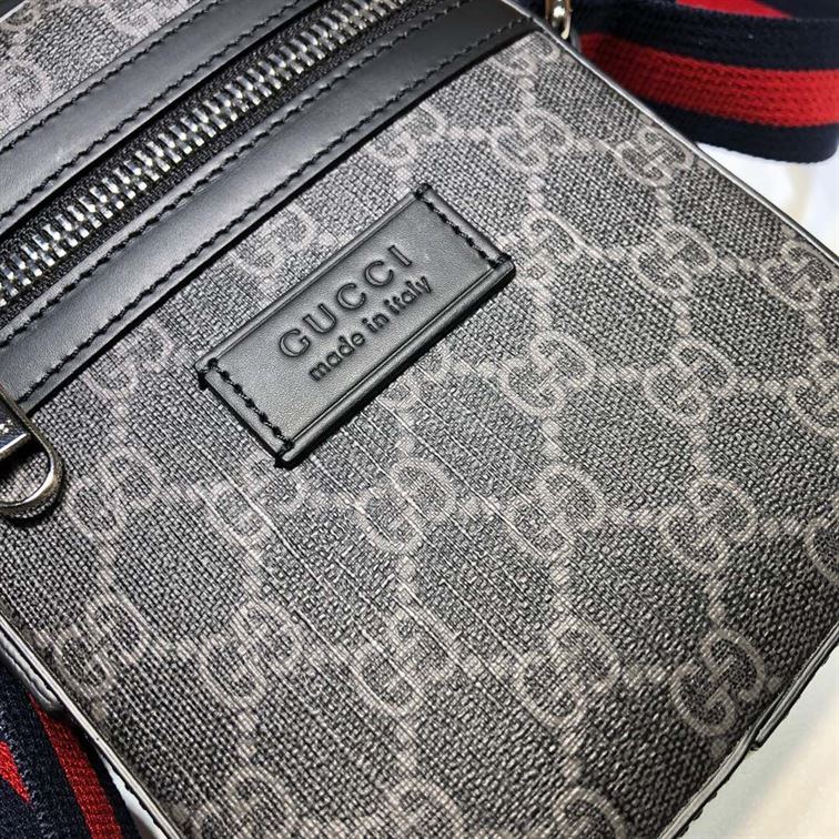 GUCCI GG BLACK MESSENGER – BG031