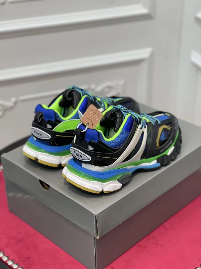 BALENCIAGA TRACK SNEAKER – BLA146