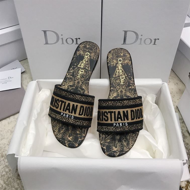 DIOR DWAY SLIDE – DS013