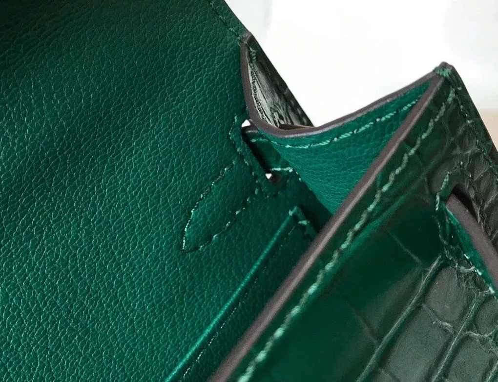 Hermes Kelly Mini II Bag In Green Embossed Crocodile Leather – HW130