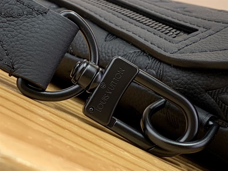 LOUIS VUITTON DUO SLING BAG G65 – LVB063