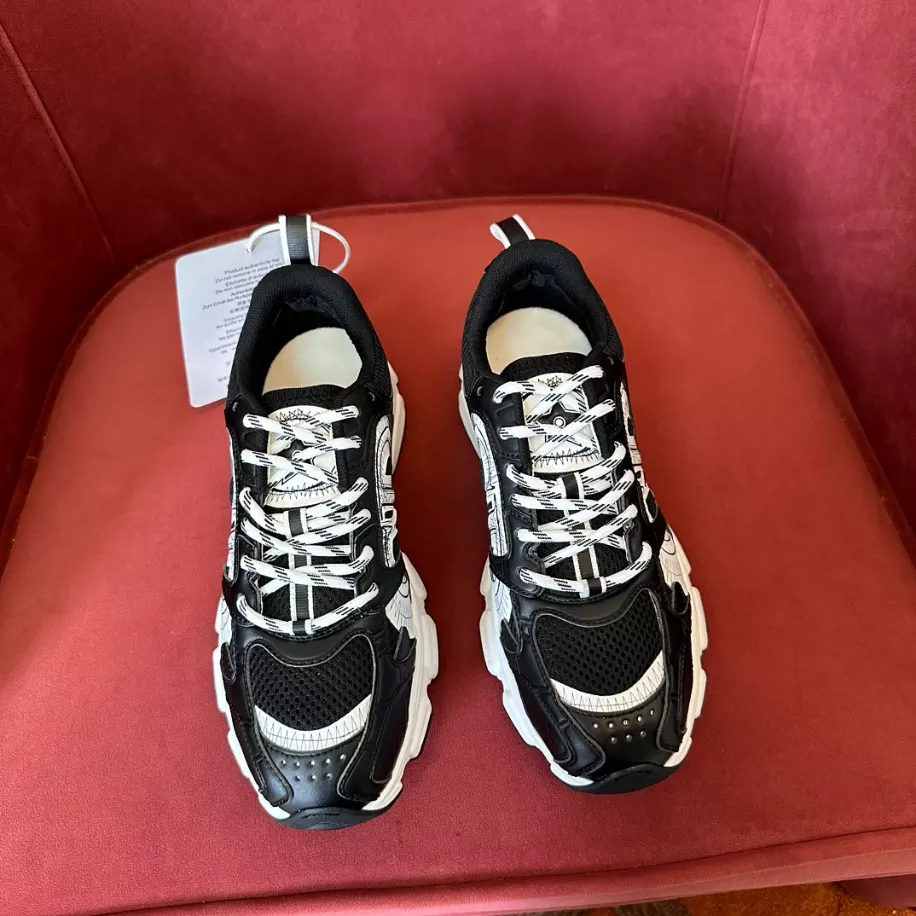 DIOR CHRONO SNEAKERS – DO0148