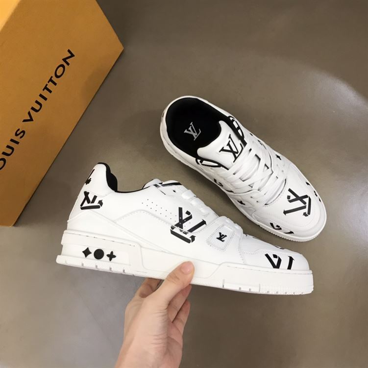 LOUIS VUITTON LV TRAINER SNEAKER – LVS054