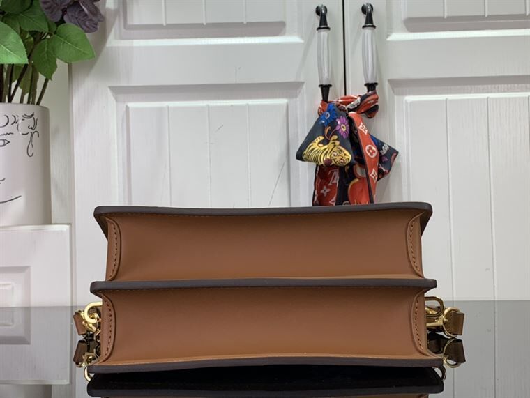 LOUIS VUITTON DAUPHINE MM MONOGRAM – LW004