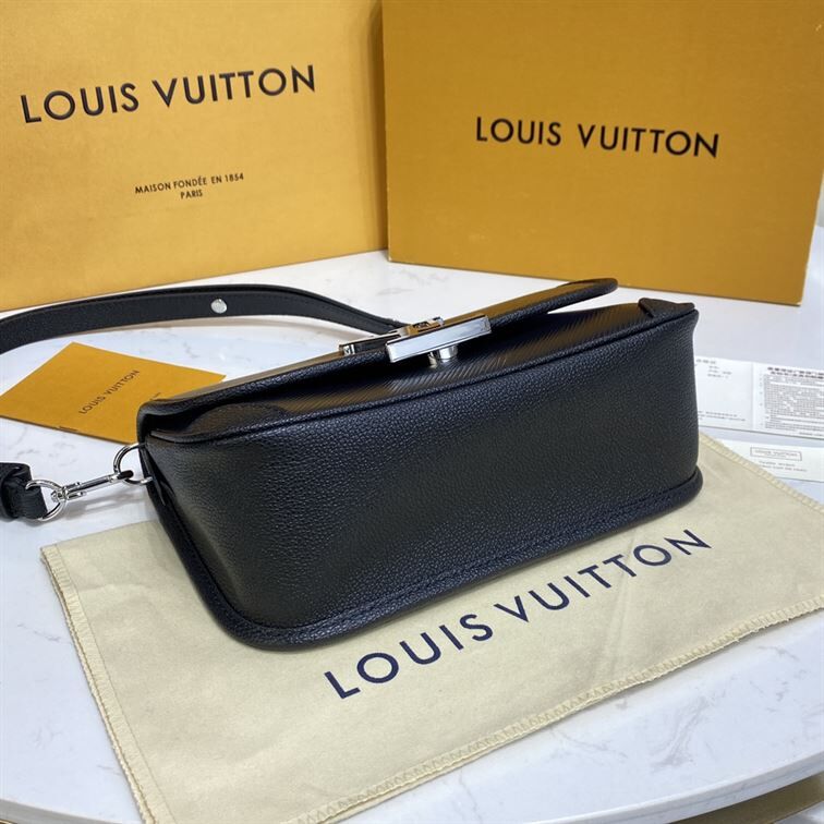 LOUIS VUITTON BUCI EPI LEATHER – LW010