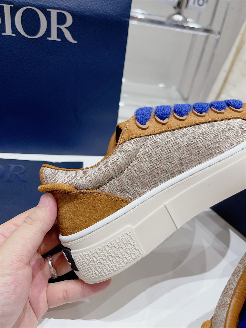 B33 SNEAKER BROWN CREAM OBLIQUE JACQUARD – DO133