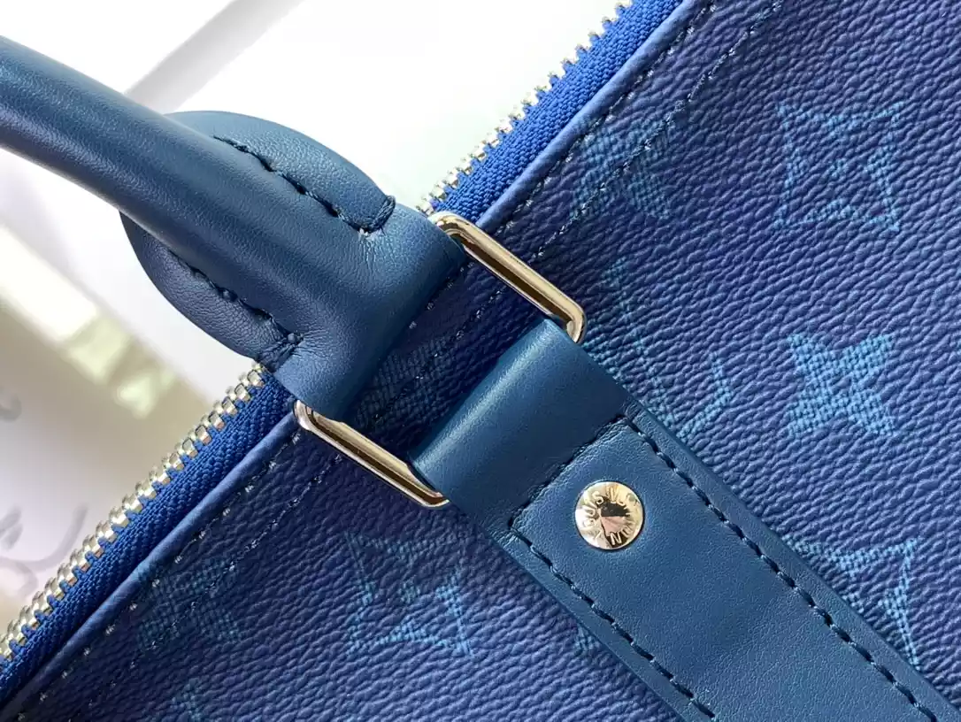 Louis Vuitton Keepall Bandoulière 55 Monogram Eclipse – LW192