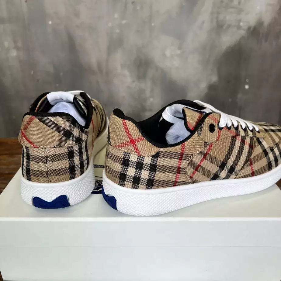 BURBERRY CHECK TERRACE SNEAKERS – BBR093