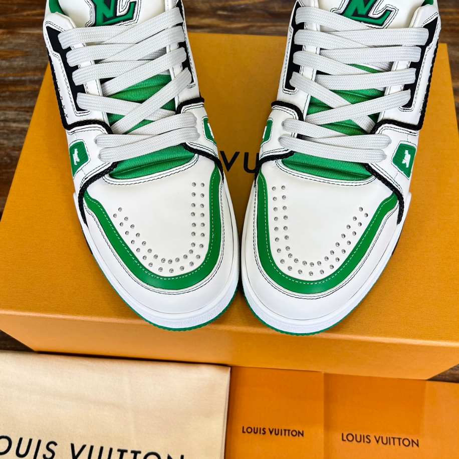 Louis Vuitton Trainer White Green Low Sneaker – LVS204