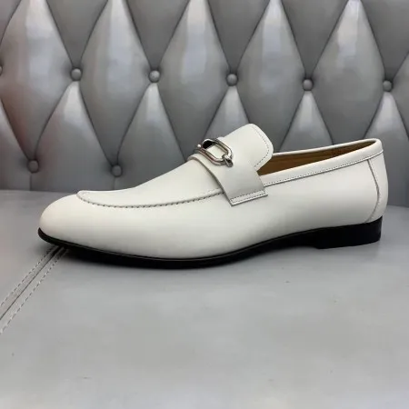 Hermes Men’s Colette Loafers In White Calfskin – HM046