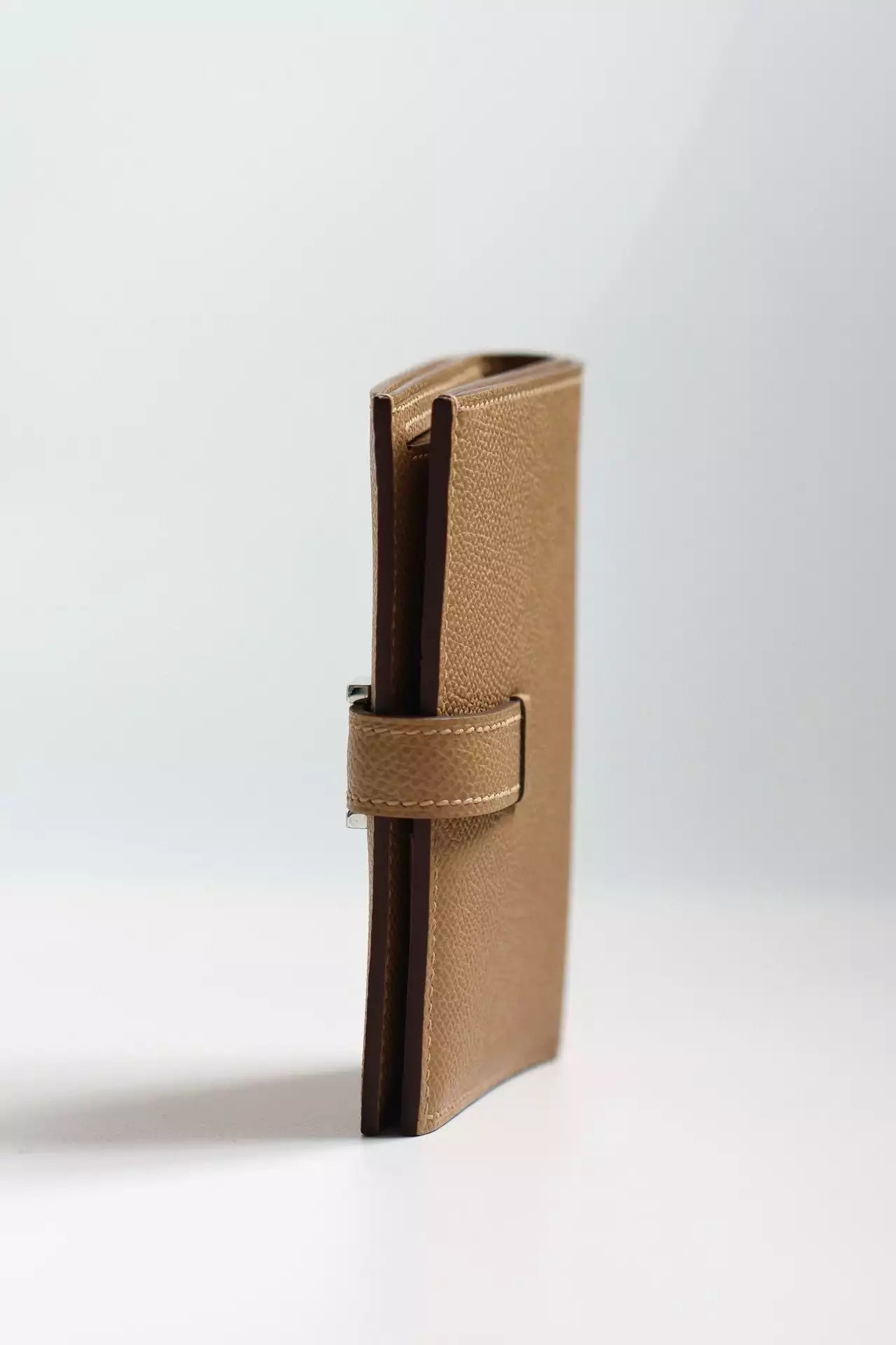 Hermes Bearn Compact Handmade Wallet in Chai Epsom Calfskin – HW151