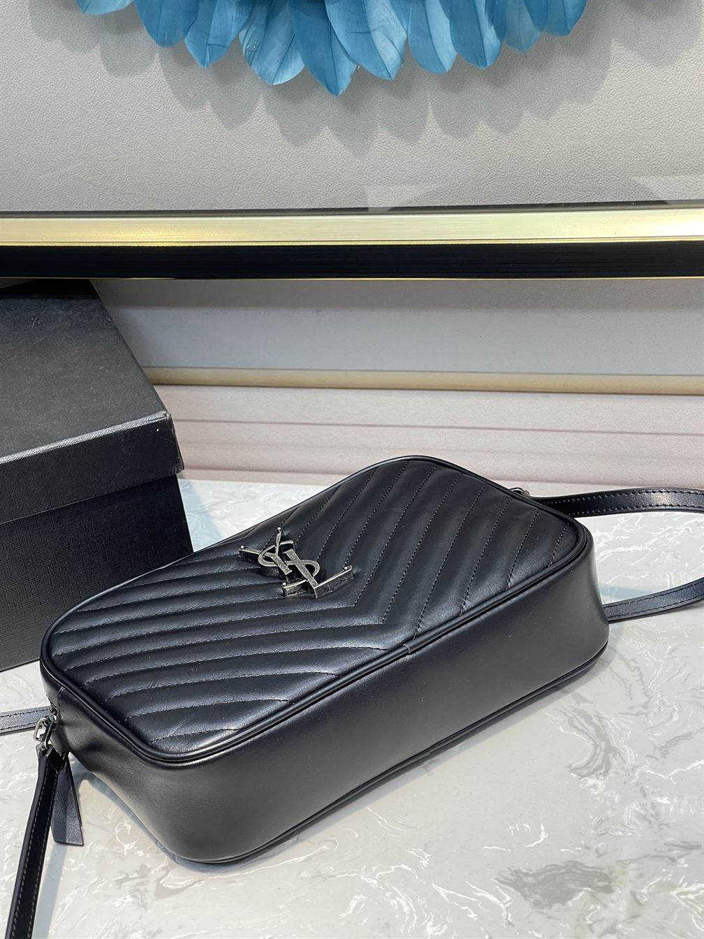 YSL LOU CAMERA BAG IN QUILTED LEATHER – YB049