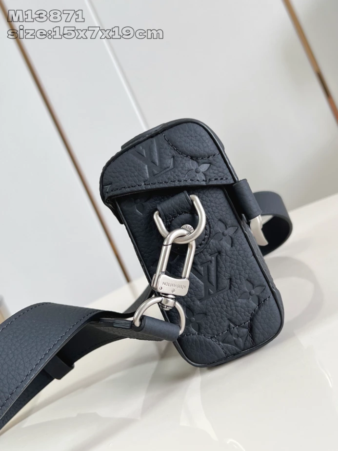 SOUL TRUNK CROSSBAG BLACK TAURILLON MONOGRAM M13871 – LW418