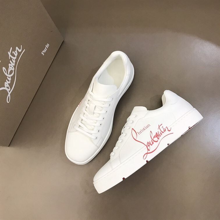 CHRISTIAN LOUBOUTIN LOW TOP SNEAKER – CLS022