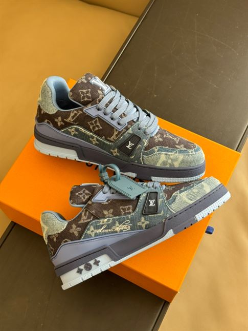 LOUIS VUITTON LV TRAINER SNEAKER – LVS172