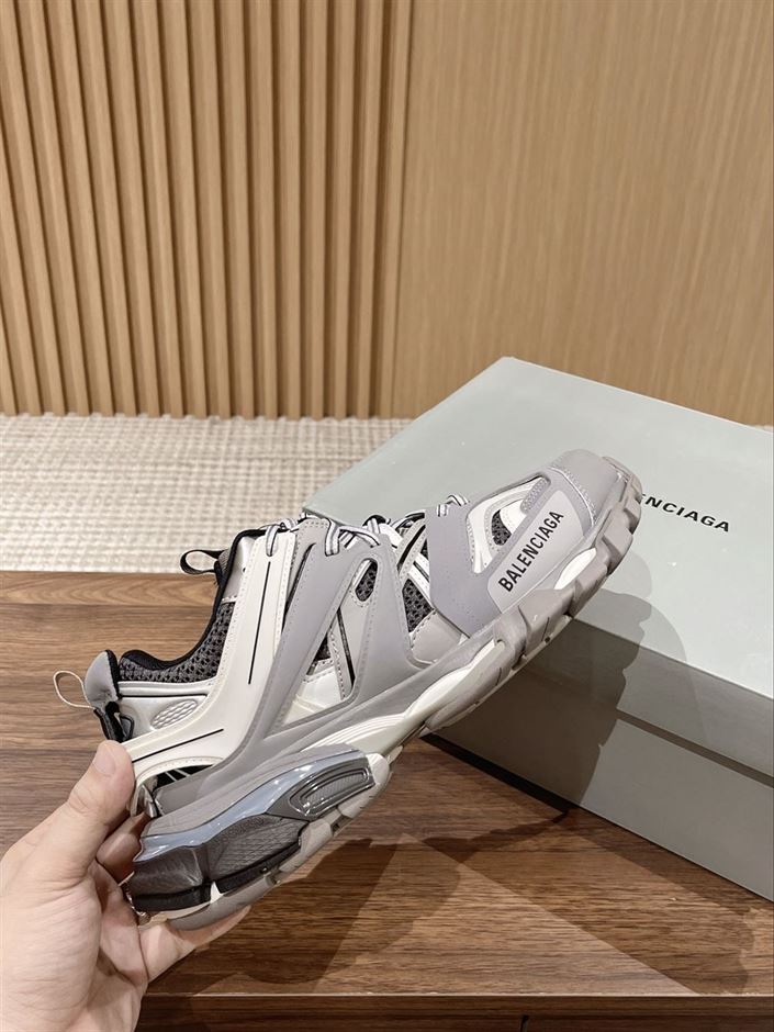 BALENCIAGA TRACK TRAINERS GREY – BLA071