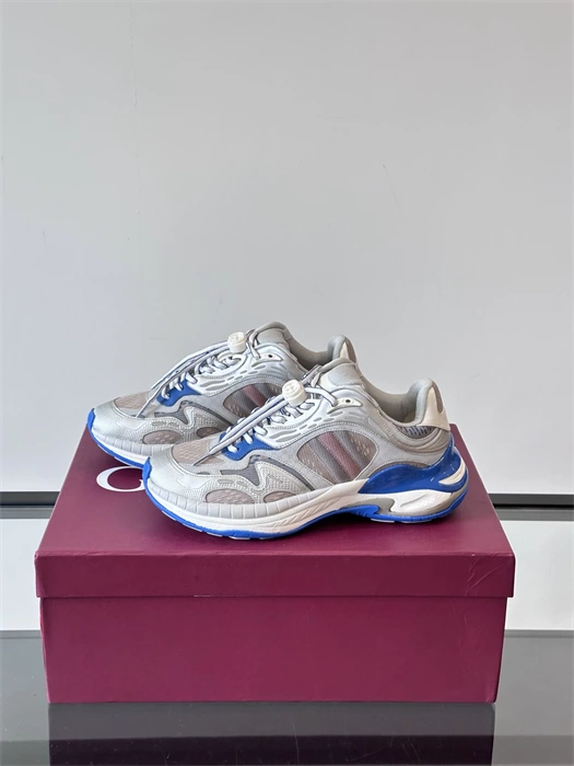 WOMEN’S GUCCI 2.0 SNEAKERS – GCC262