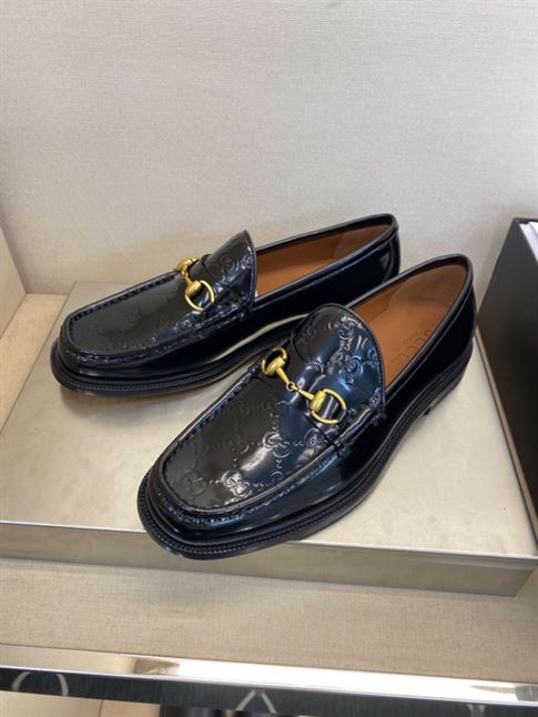 GUCCI HORSEBIT LEATHER LOAFER – GL043