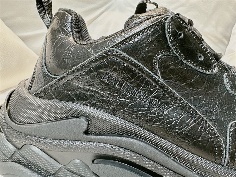 BALENCIAGA TRIPLE S LAMBSKIN SNEAKERS – BLA079