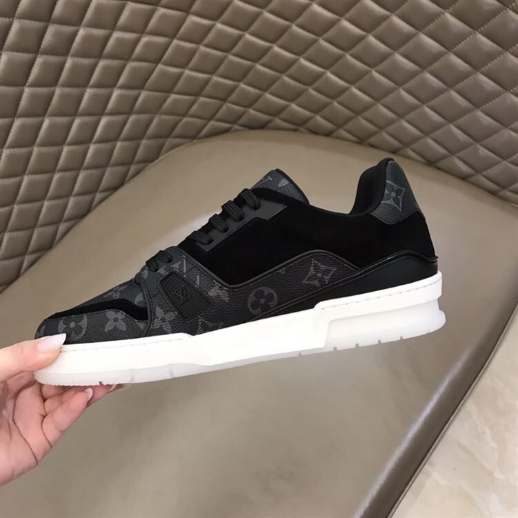 LOUIS VUITTON TRAINER BLACK MONOGRAM – LVS013
