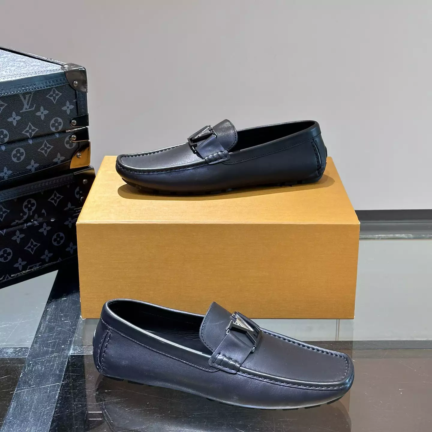 MONTE CARLO MOCASSIN IN BLACK – VL044