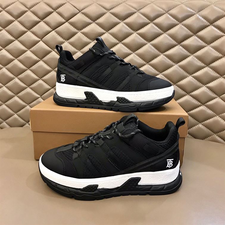 BURBERRY UNION SNEAKERS – BBR017