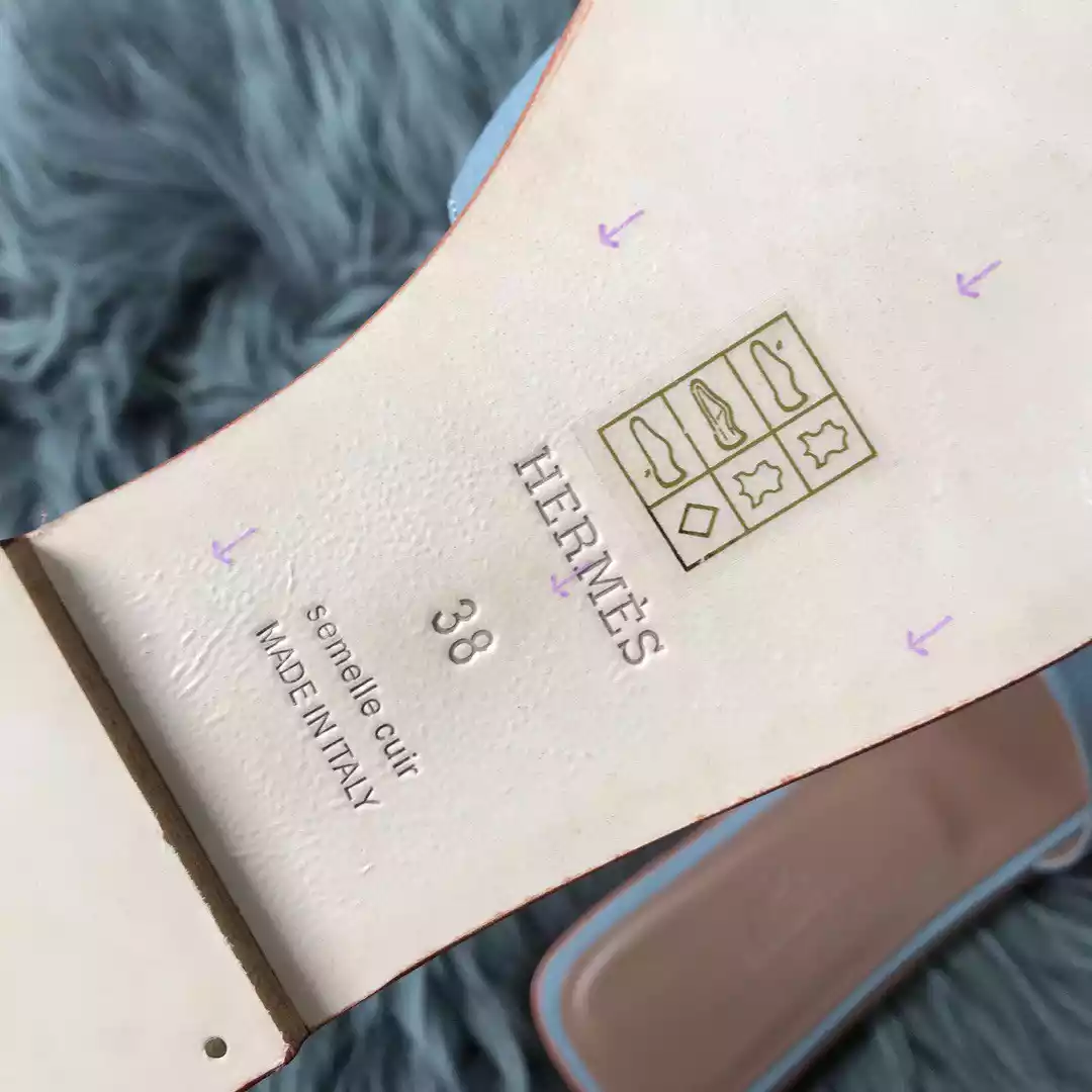 HERMES ORAN SLIDE SANDALS IN BLUE LIN CLEMENCE LEATHER – HMSD106