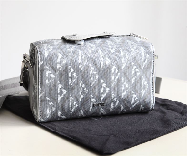 DIOR LINGOT 22 BAG GRAY CD DIAMOND CANVAS – DIO010