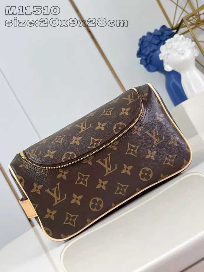 Louis Vuitton Toiletry Bag Brown Monogram Eclipse Canvas – LW150