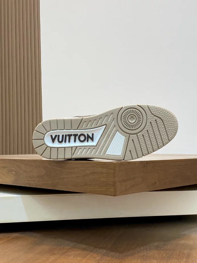 LOUIS VUITTON TRAINER SNEAKER – LVS248