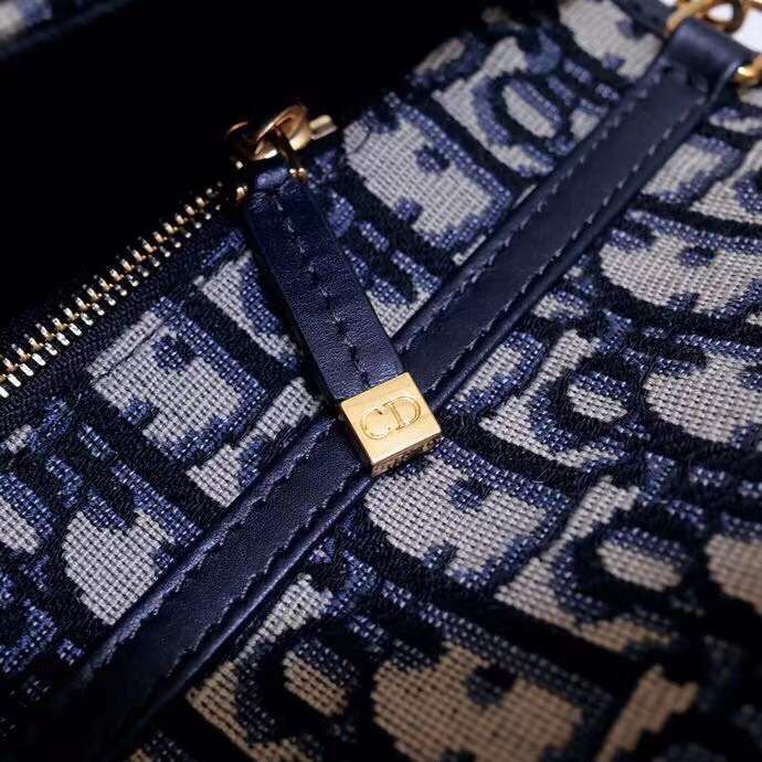 DIOR MONTAIGNE 30 CLUTCH CHAIN BAG – DOB014