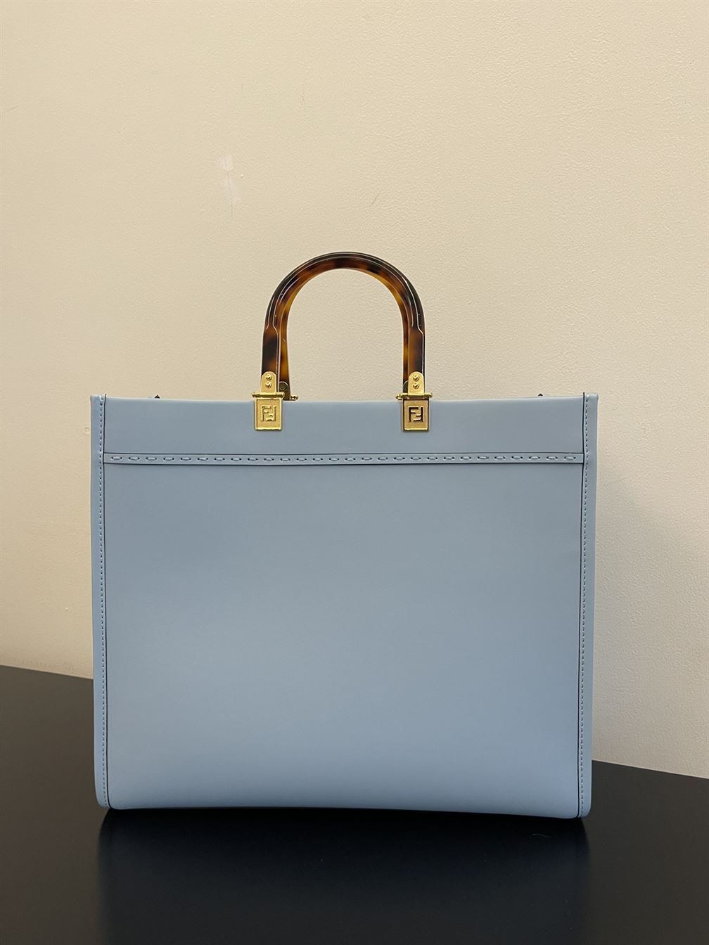 FENDI SUNSHINE MEDIUM LIGHT BLUE LEATHER SHOPPER – F021
