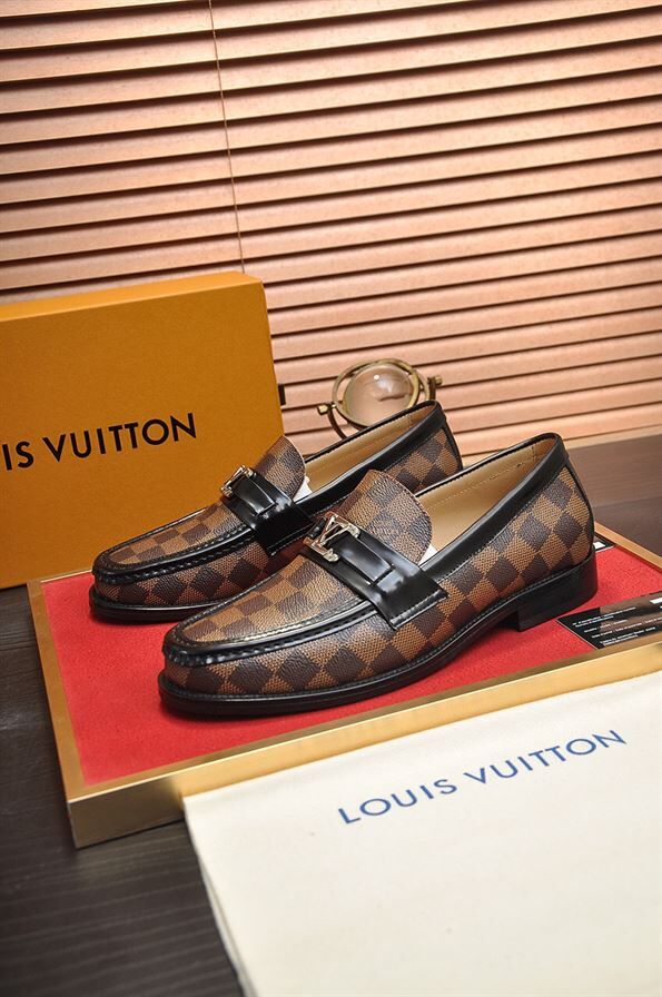 LOUIS VUITTON MAJOR LOAFER – VL003
