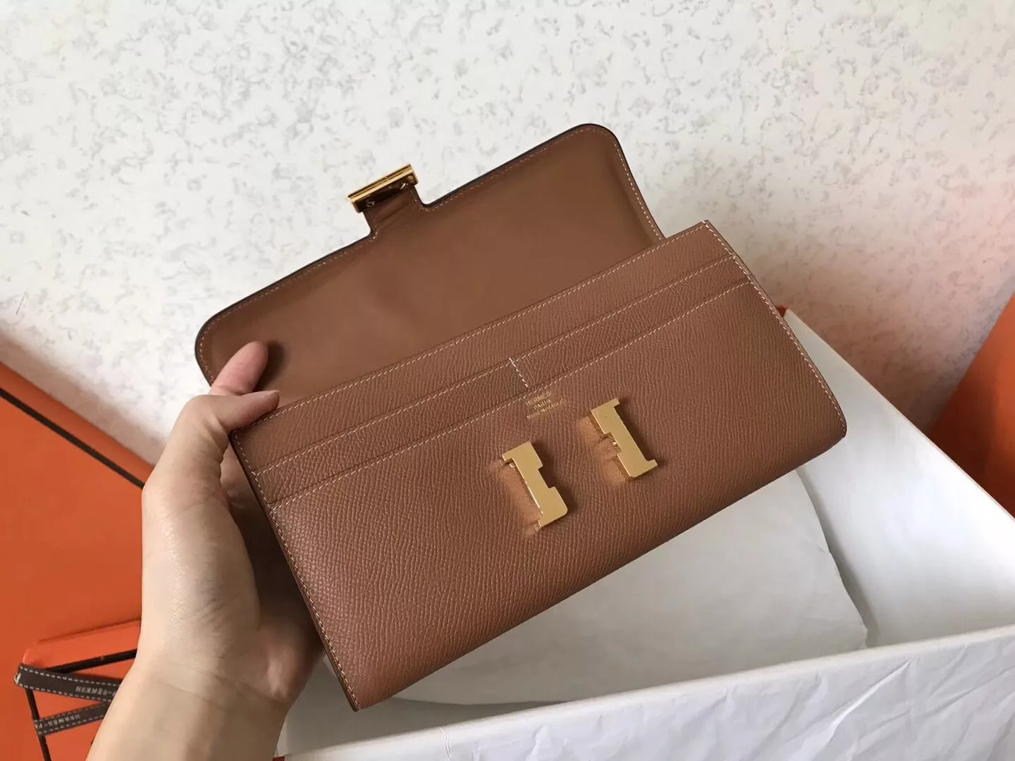 Hermes Constance Long Wallet In Gold Epsom Leather – HW182