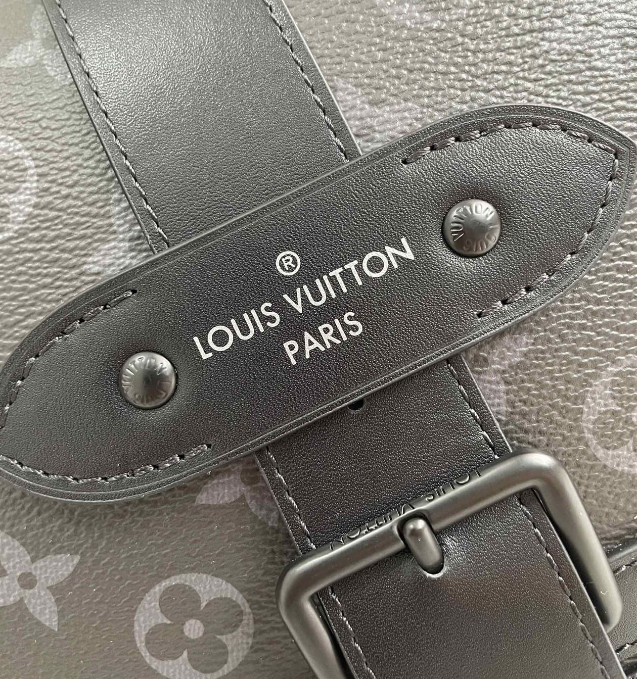 LOUIS VUITTON SAUMUR MESSENGER MONOGRAM ECLIPSE CANVAS – LVB067