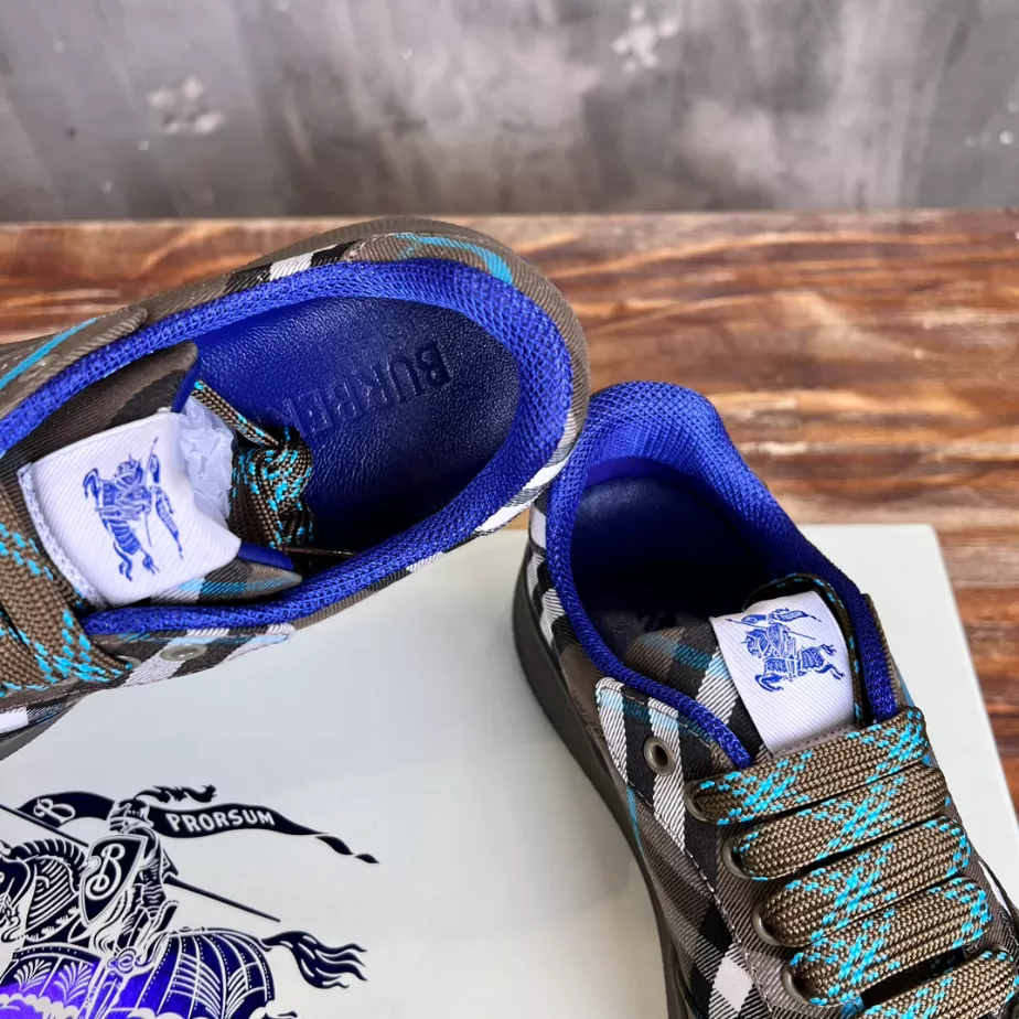 BURBERRY CHECK TERRACE SNEAKERS – BBR070