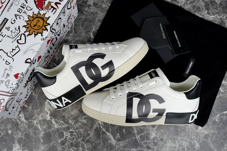 DOLCE & GABBANA PORTOFINO DG SNEAKERS IN WHITE – DG026