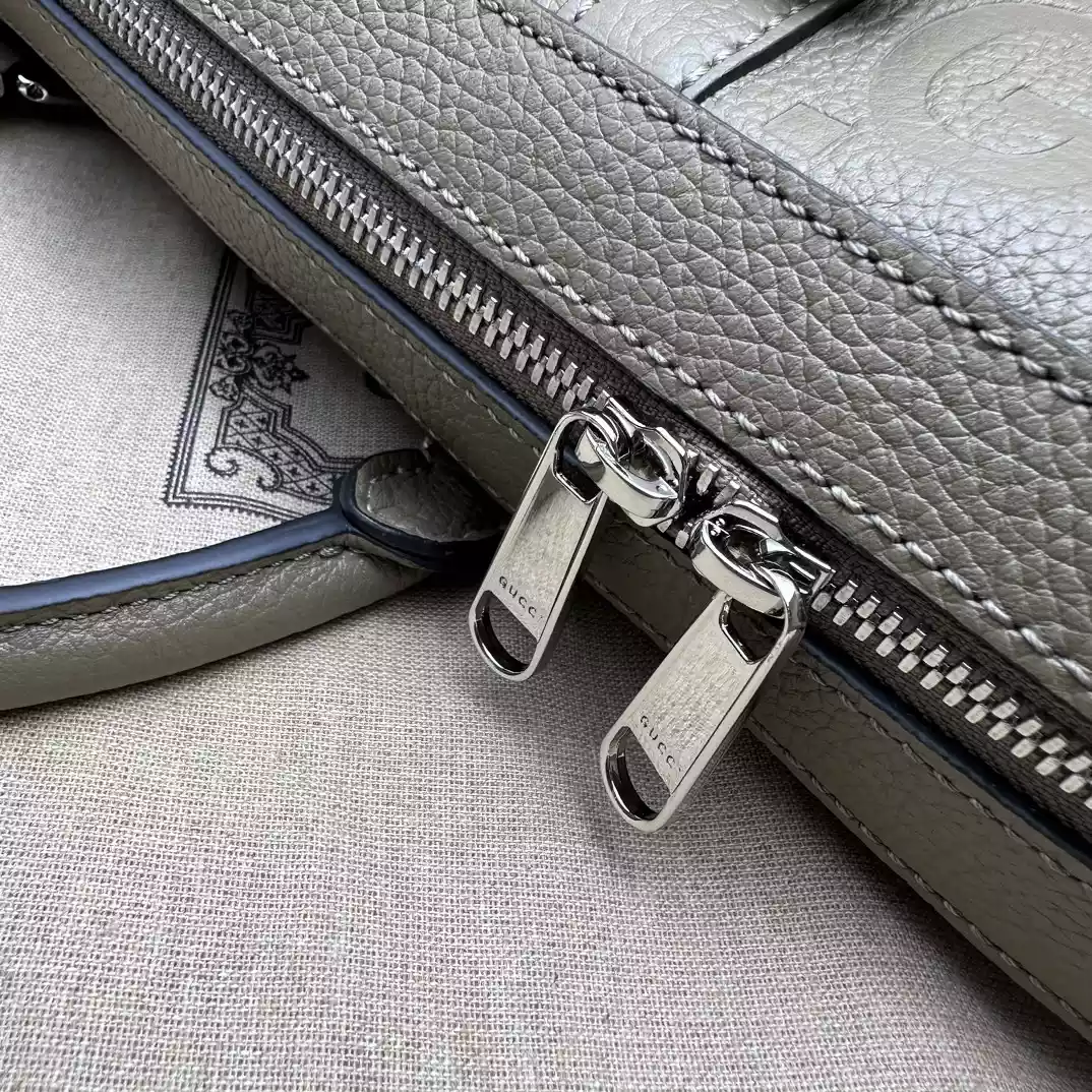 Gucci Jumbo GG Briefcase Documnets Bag Brown Leather – BG072