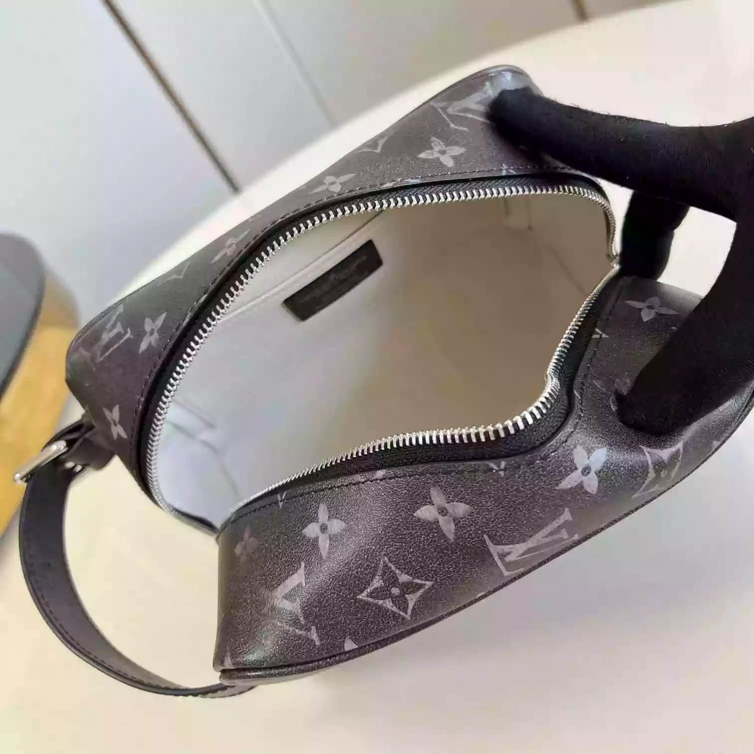 LOCKER DOPP KIT BLACK BRUSHED MONOGRAM COWHIDE LEATHER M11670 – LW399